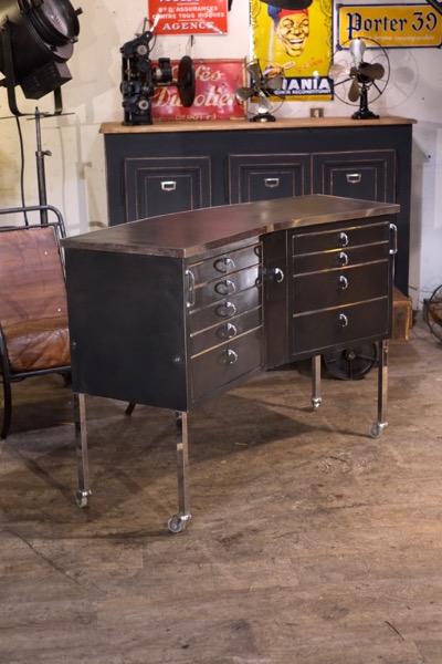 meuble de metier de dentisrte design